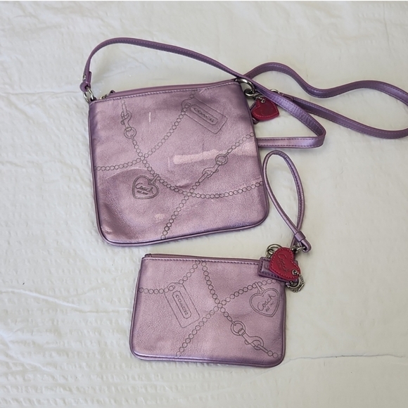 RARE COACH CROSSBODY BAG & MATCHING WRISTLET - Picture 3 of 8